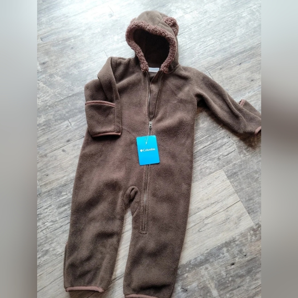 Columbia snowsuit 12-18mos